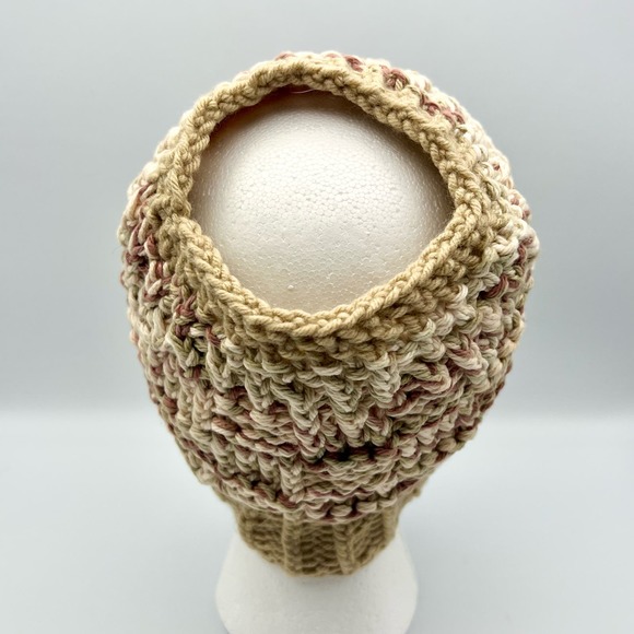 Handmade Knit Messy Bun High Ponytail Beanie Hat Basket Weave Neutral One Size - Picture 6 of 7